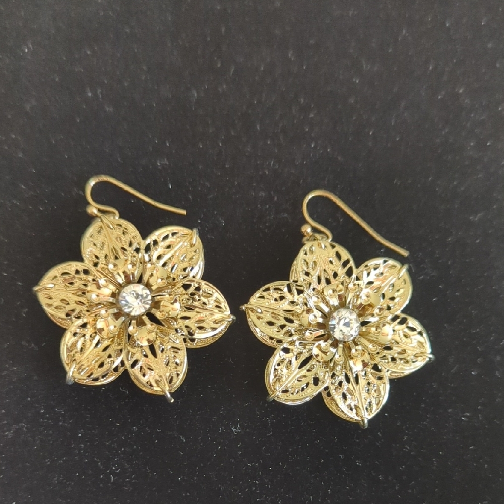 Puffy Flower Earrings